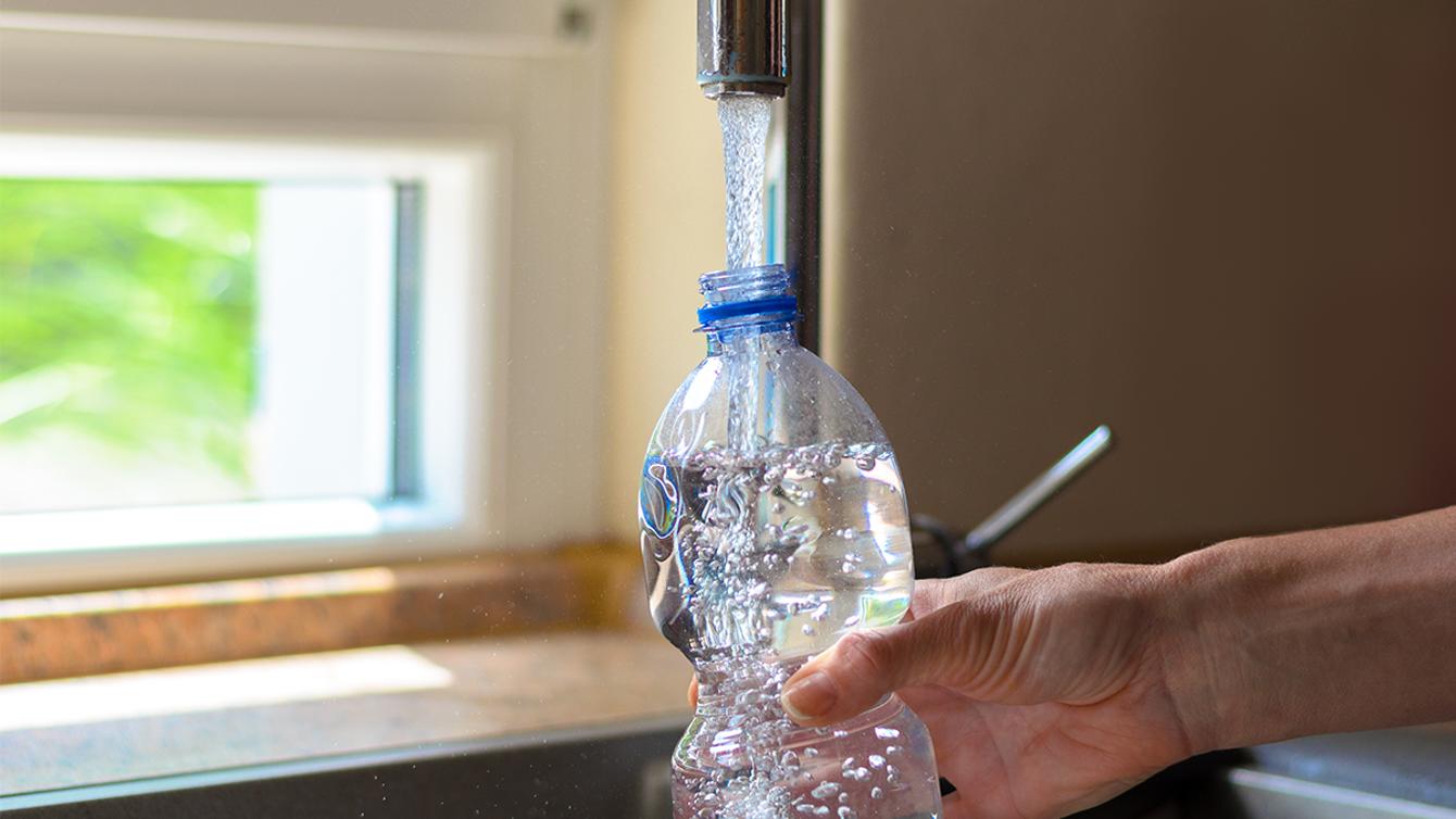 Storing water in advance image